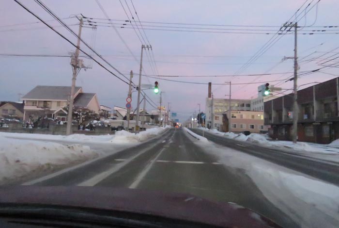 webnews今朝の北見/とん田通り、南大通り交差点から国道39号方向