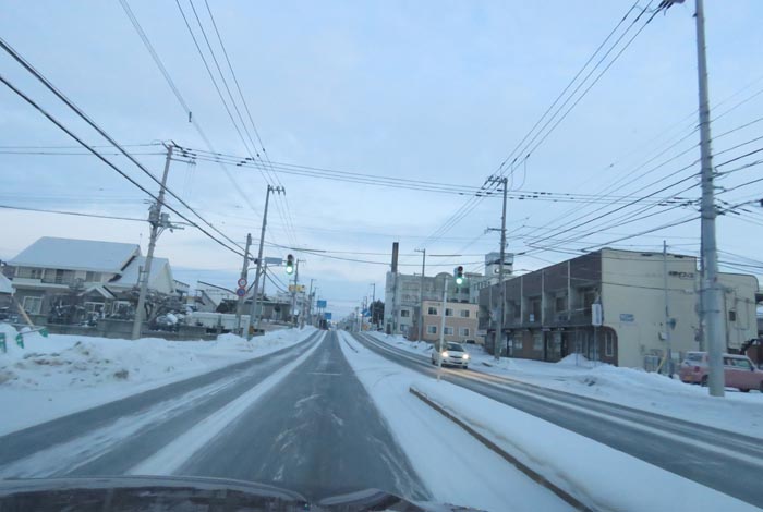 webnews今朝の北見/とん田通り、南大通り交差点から国道39号方向