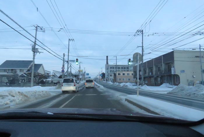 webnews今朝の北見/とん田通り、南大通り交差点から国道39号方向