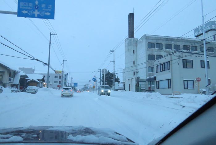 webnews今朝の北見/とん田通り、南大通り交差点から国道39号方向