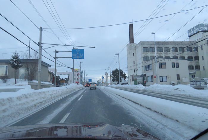 webnews今朝の北見/とん田通り、南大通り交差点から国道39号方向