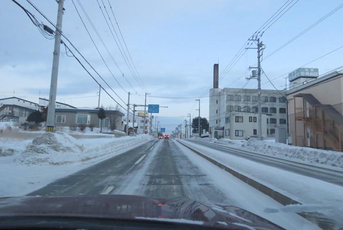 webnews今朝の北見/とん田通り、南大通り交差点から国道39号方向
