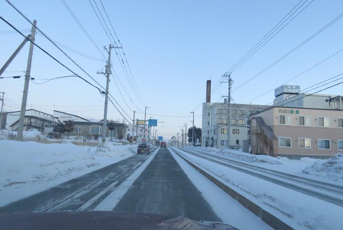 webnews今朝の北見/とん田通り、南大通り交差点から国道39号方向