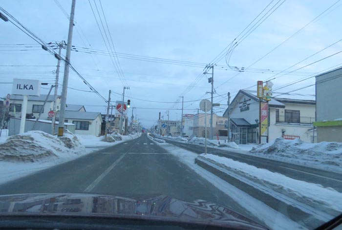 webnews今朝の北見/とん田通り、南大通り交差点から国道39号方向
