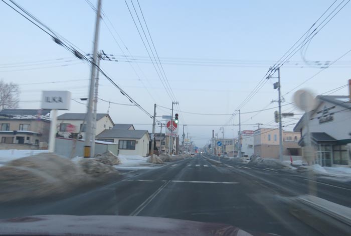 webnews今朝の北見/とん田通り、南大通り交差点から国道39号方向
