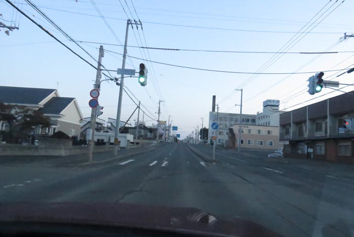 webnews今朝の北見/とん田通り、南大通り交差点から国道39号方向