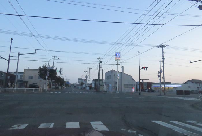 webnews今朝の北見/交差点から奥は常呂方面
