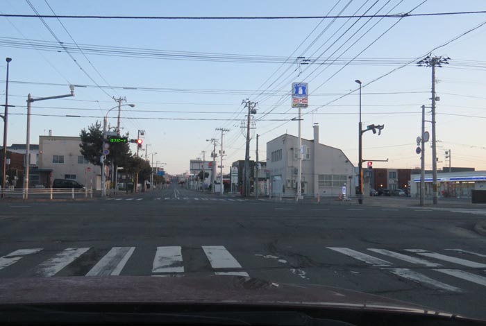 webnews今朝の北見/交差点から奥は常呂方面