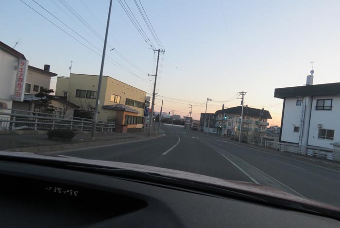 webnews今朝の北見/無加川橋を渡り南大通り交差点方向