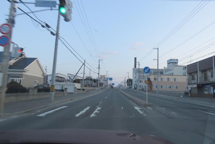 webnews今朝の北見/とん田通り、南大通り交差点から国道39号方向