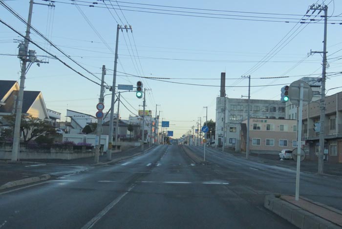 webnews今朝の北見/とん田通り、南大通り交差点から国道39号方向