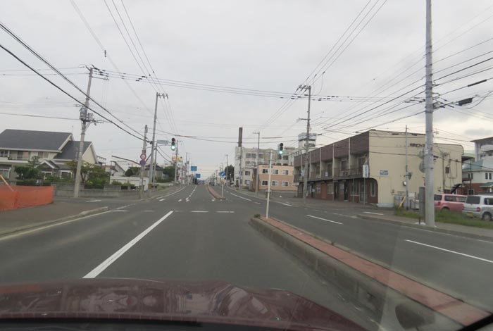 webnews今朝の北見/とん田通り、南大通り交差点から国道39号方向