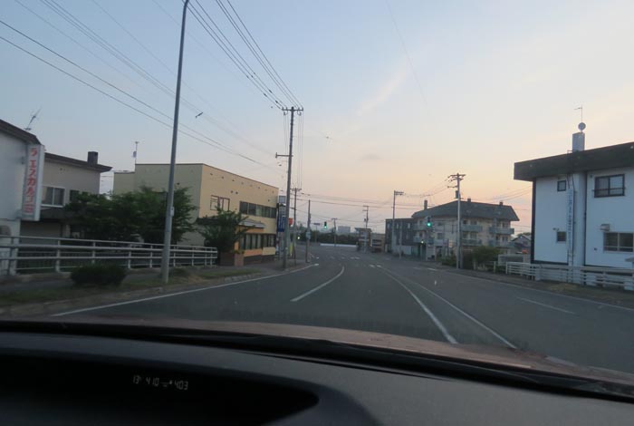 webnews今朝の北見/無加川橋を渡り南大通り交差点方向