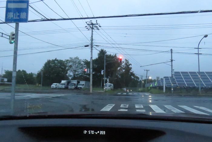 webnews今朝の北見/交差点から奥が無加川の右岸堤防