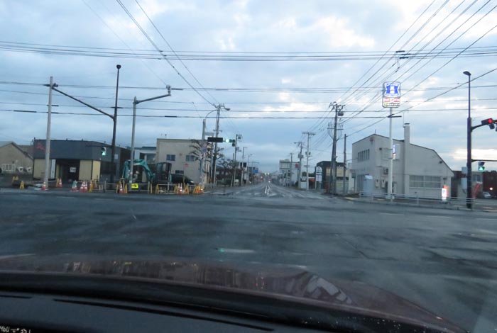 webnews今朝の北見/交差点から奥は常呂方面