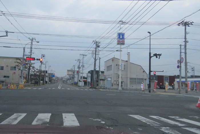 webnews今朝の北見/交差点から奥は常呂方面