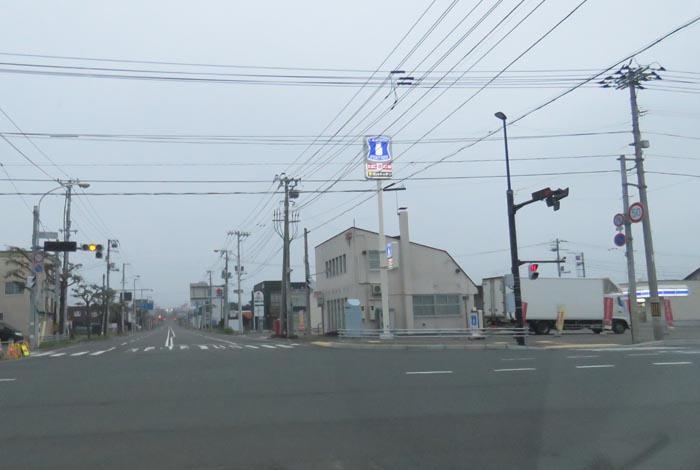webnews今朝の北見/交差点から奥は常呂方面
