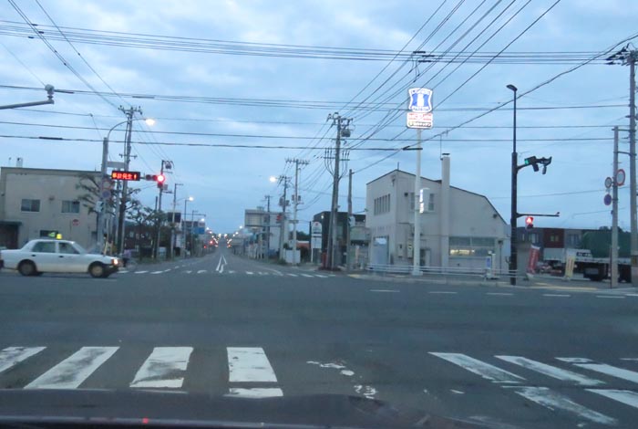 webnews今朝の北見/交差点から奥は常呂方面