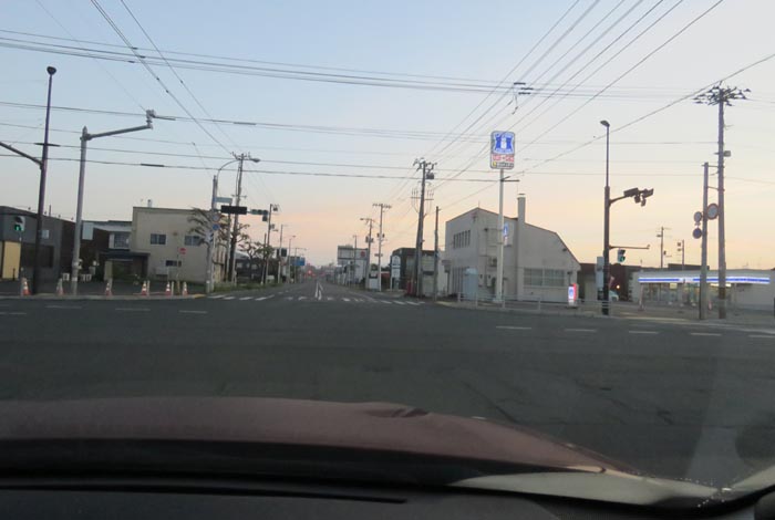 webnews今朝の北見/交差点から奥は常呂方面