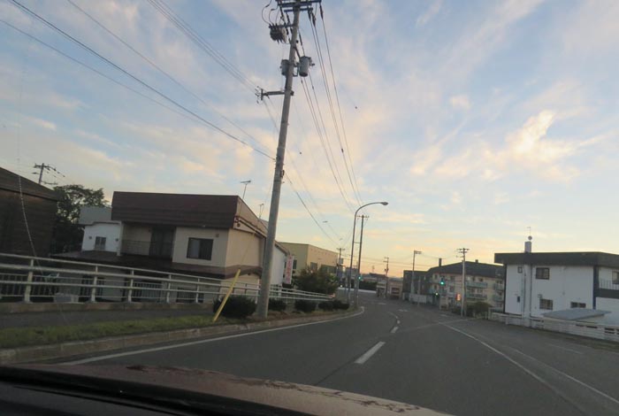 webnews今朝の北見/無加川橋を渡り南大通り交差点方向
