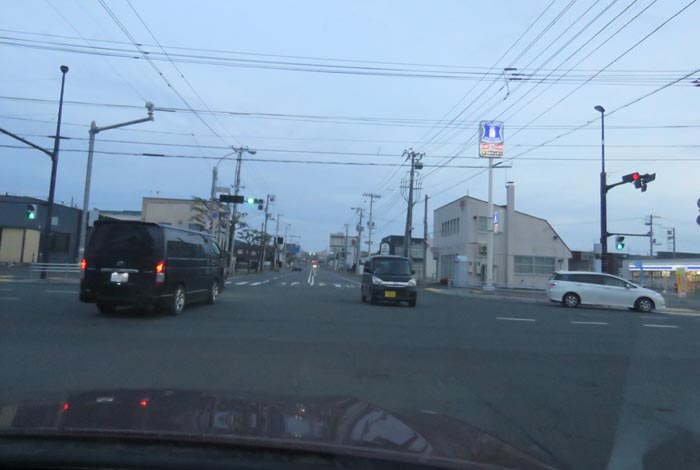 webnews今朝の北見/交差点から奥は常呂方面