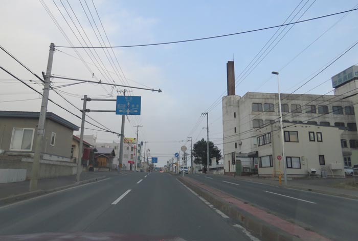 webnews今朝の北見/とん田通り、南大通り交差点から国道39号方向