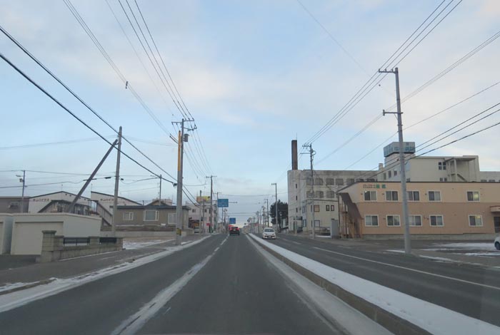 webnews今朝の北見/とん田通り、南大通り交差点から国道39号方向