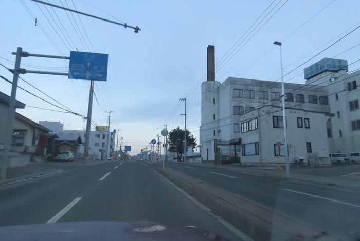 webnews今朝の北見/とん田通り、南大通り交差点から国道39号方向