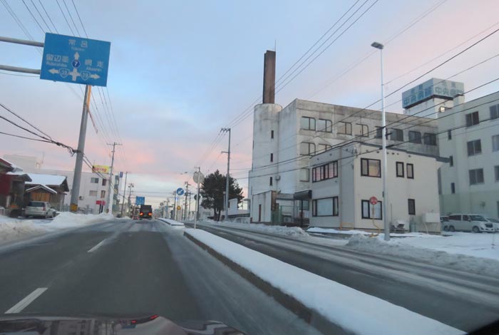 webnews今朝の北見/とん田通り、南大通り交差点から国道39号方向