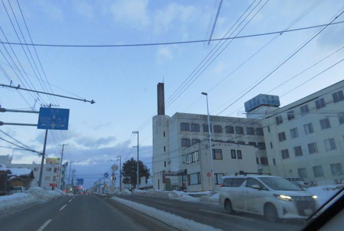 webnews今朝の北見/とん田通り、南大通り交差点から国道39号方向