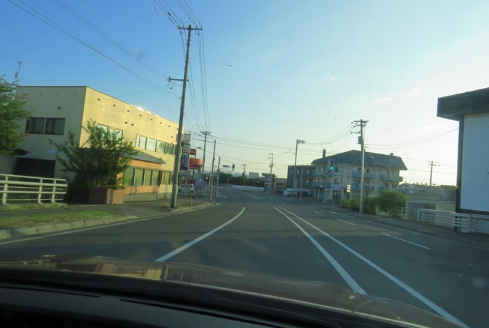 webnews今朝の北見/無加川橋を渡り南大通り交差点方向