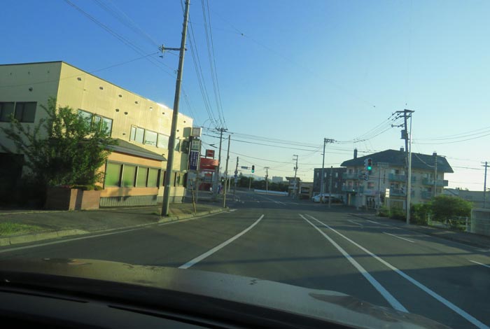 webnews今朝の北見/無加川橋を渡り南大通り交差点方向