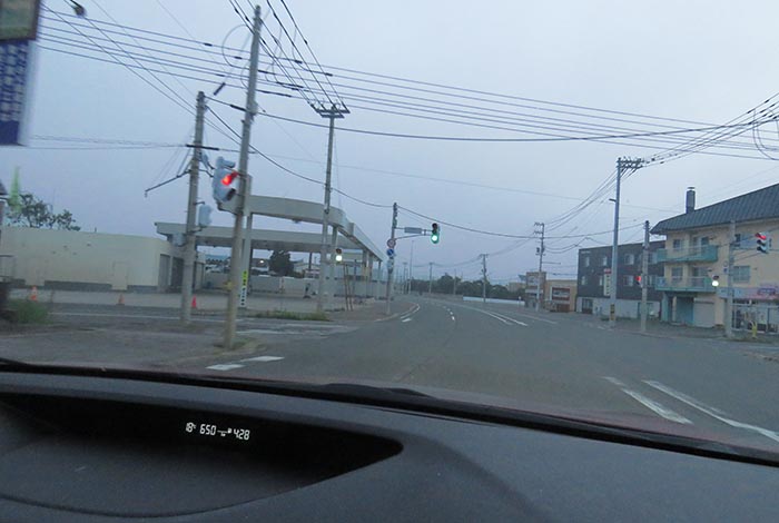 webnews今朝の北見/無加川橋を渡り南大通り交差点方向
