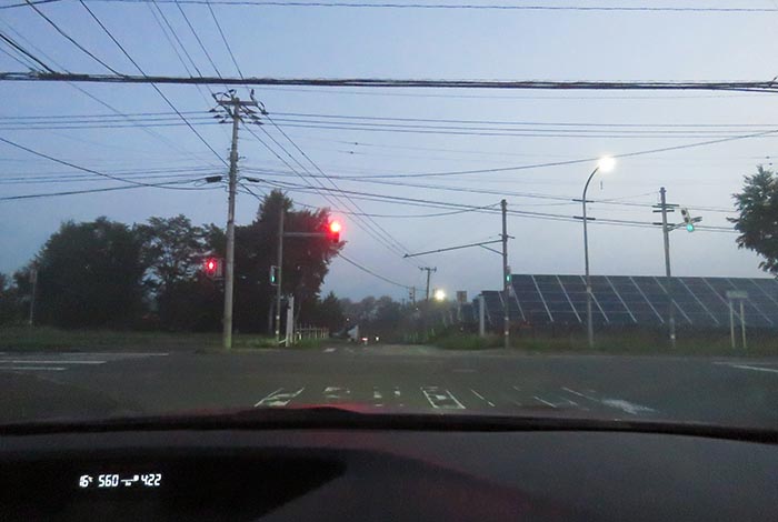 webnews今朝の北見/交差点から奥が無加川の右岸堤防