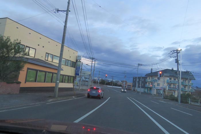 webnews今朝の北見/無加川橋を渡り南大通り交差点方向