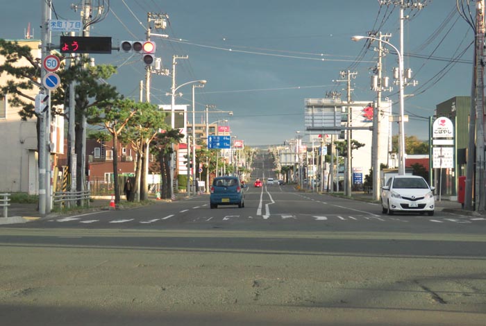 webnews今朝の北見/交差点から奥は常呂方面