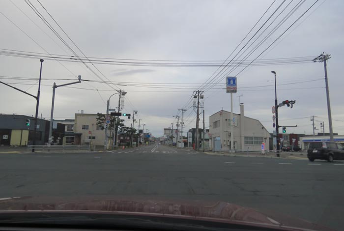 webnews今朝の北見/交差点から奥は常呂方面