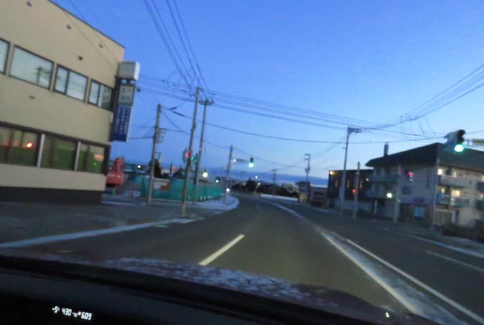 webnews今朝の北見/無加川橋を渡り南大通り交差点方向