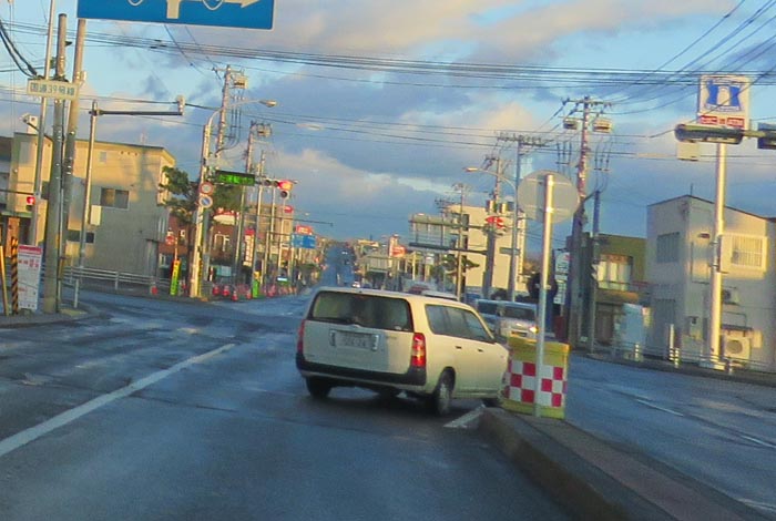 webnews今朝の北見/交差点から奥は常呂方面