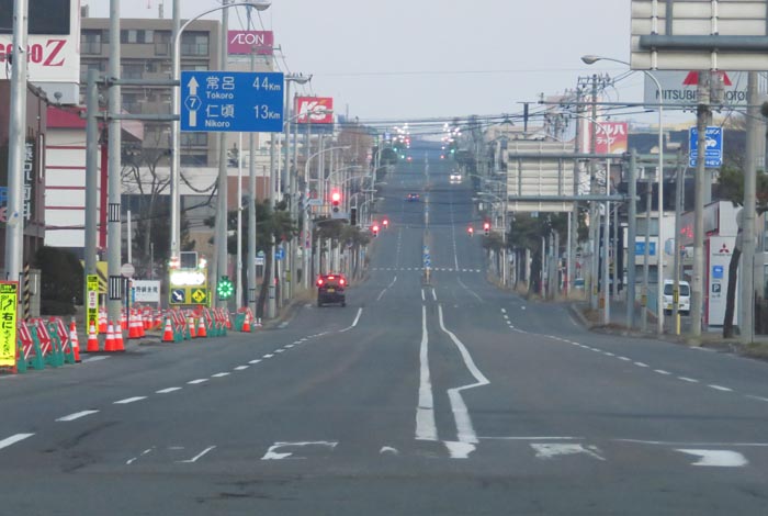 webnews今朝の北見/交差点から奥は常呂方面