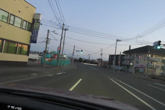 webnews今朝の北見/無加川橋を渡り南大通り交差点方向