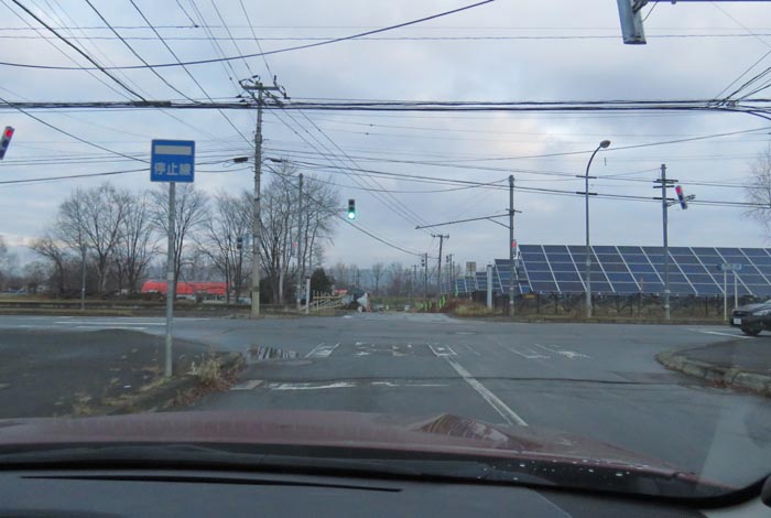 webnews今朝の北見/交差点から奥が無加川の右岸堤防