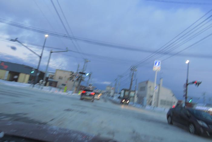 webnews今朝の北見/交差点から奥は常呂方面