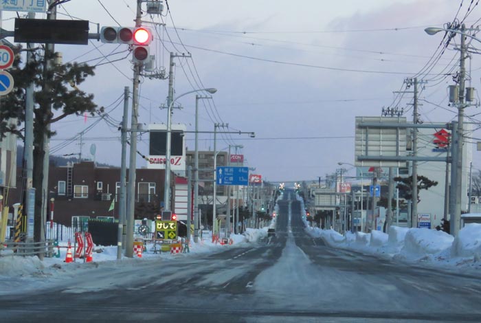 webnews今朝の北見/交差点から奥は常呂方面