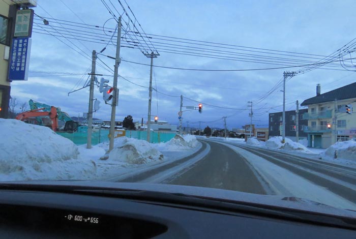 webnews今朝の北見/無加川橋を渡り南大通り交差点方向