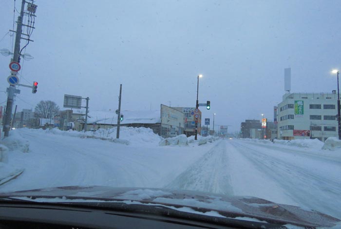 webnews今朝の北見/交差点から北4条通り側のパレスビル方向