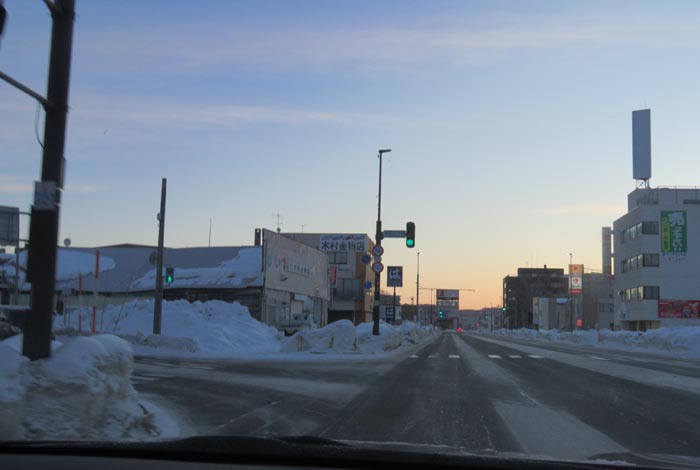 webnews今朝の北見/交差点から北4条通り側のパレスビル方向