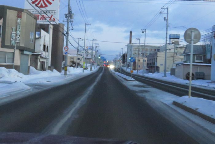 webnews今朝の北見/とん田通り、南大通り交差点から国道39号方向