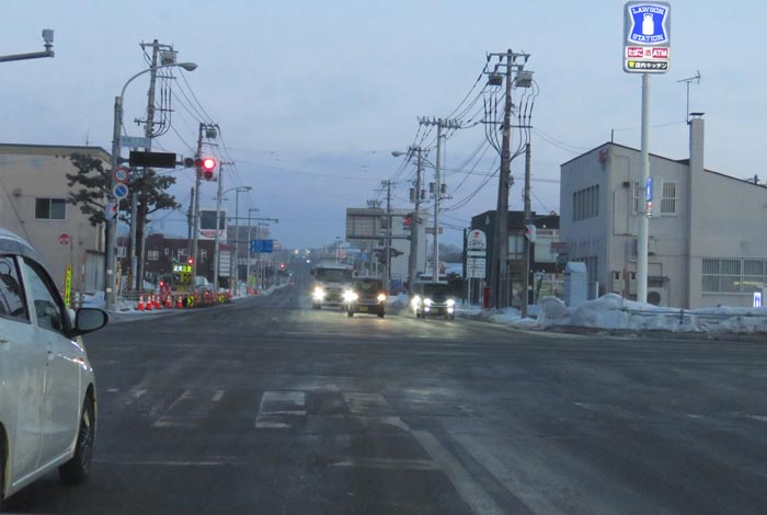webnews今朝の北見/交差点から奥は常呂方面