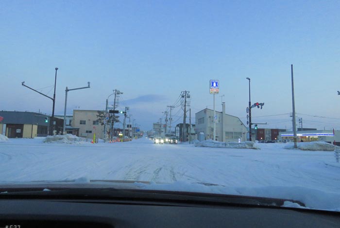 webnews今朝の北見/交差点から奥は常呂方面